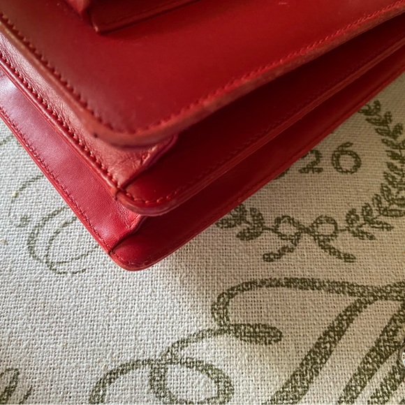 Vintage Salvatore Ferragamo red Italian leather handbag - Picture 8 of 16